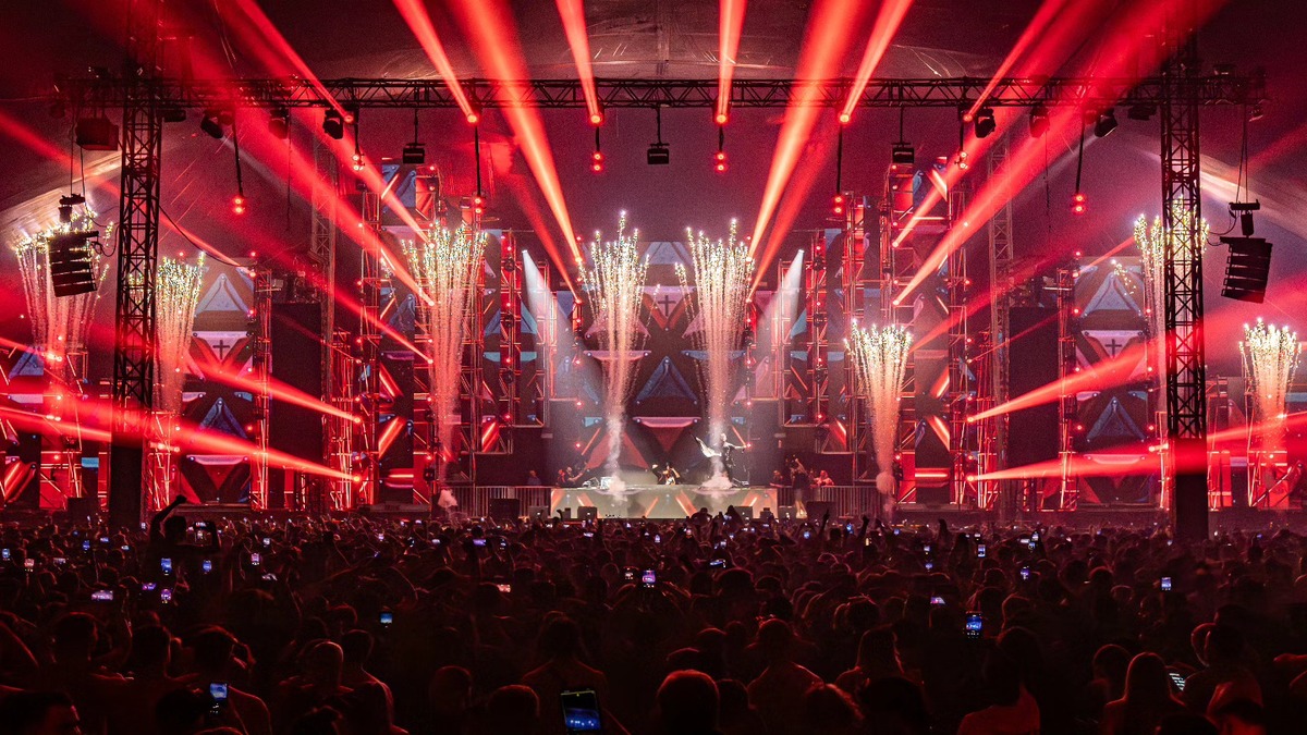 REBELLiON indoor - Break The System